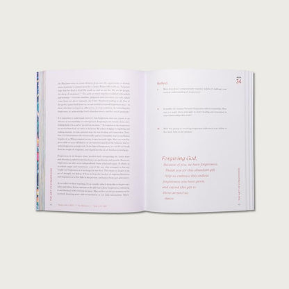 A Beautiful Year in the Bible – 52-Week Bible Study for Women (Softcover)